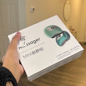 Face massager NIB💗